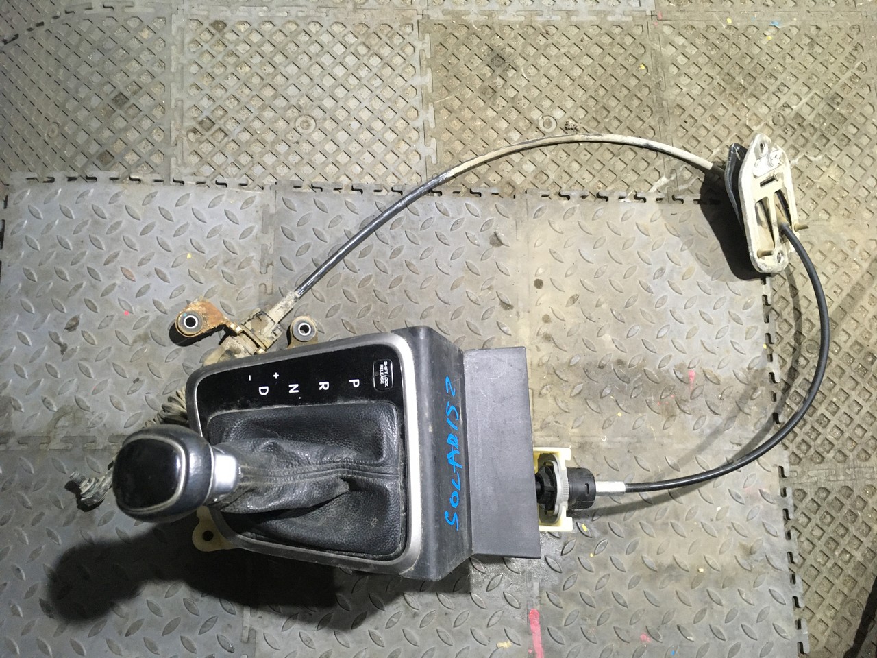 Кулиса АКПП / Селектор / в сборе с тросом Hyundai Solaris II