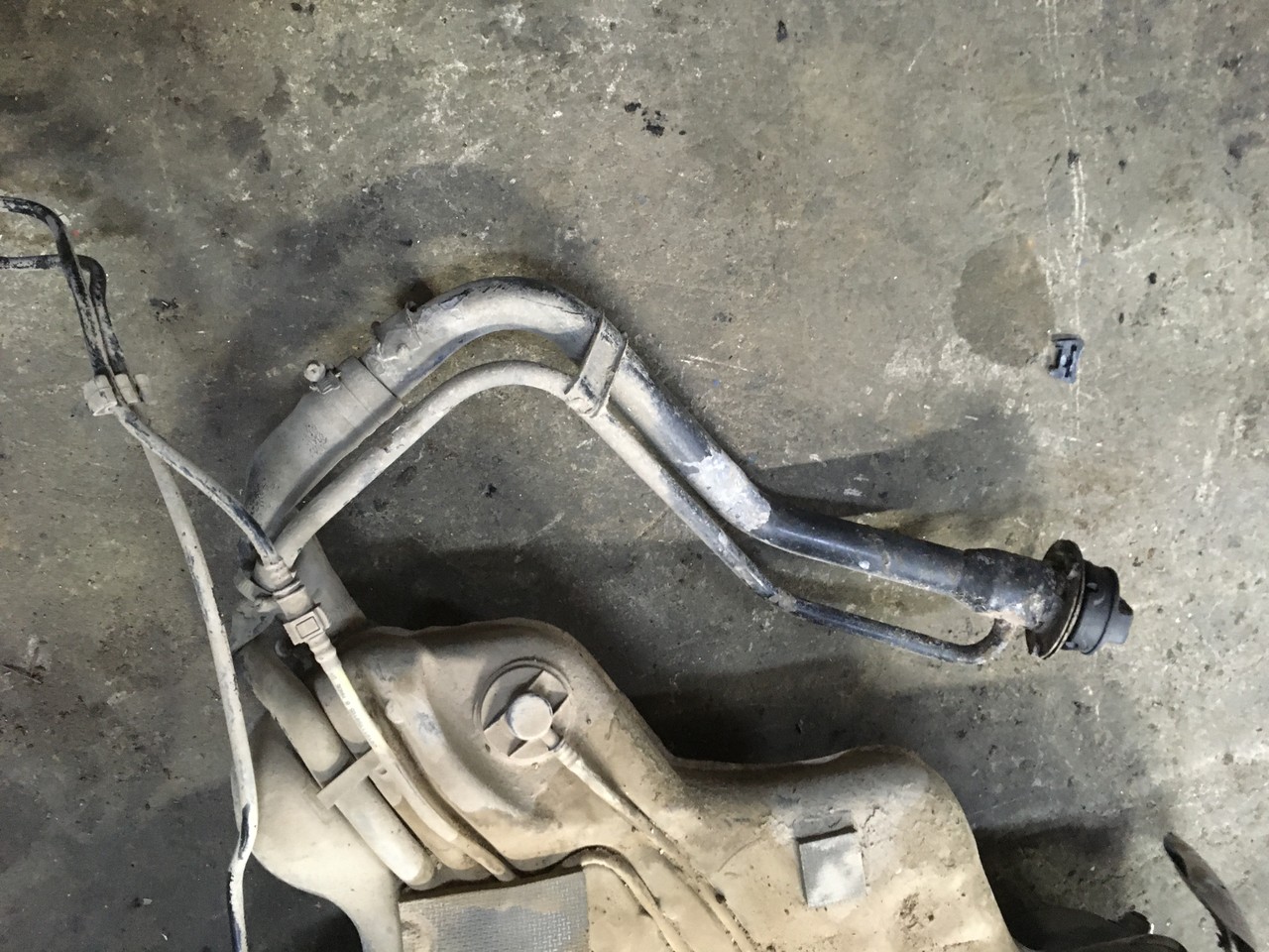 Горловина топливного бака Chery Bonus