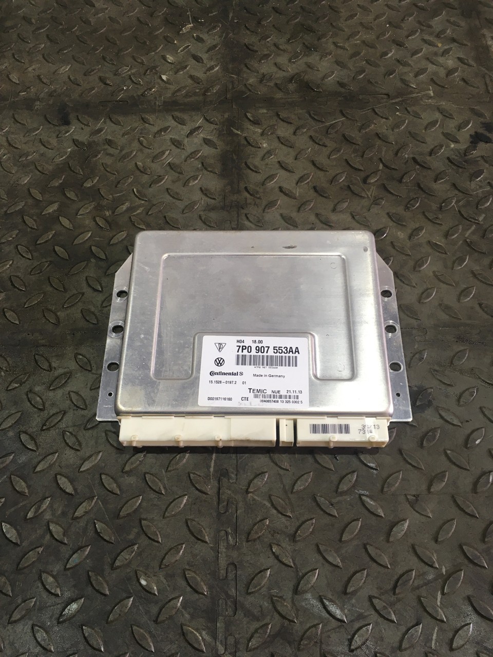 Блок управления подвеской Volkswagen Touareg II