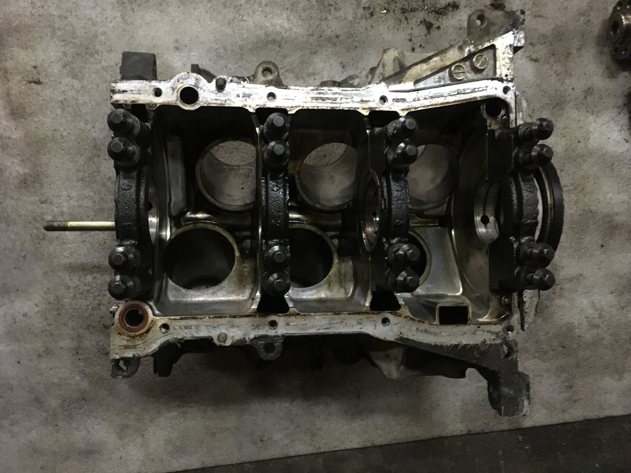 Блок цилиндров двигателя Nissan Maxima A32