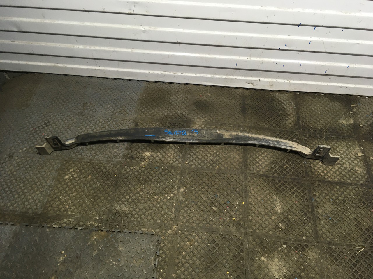 Усилитель переднего бампера нижний Hyundai Santa Fe III