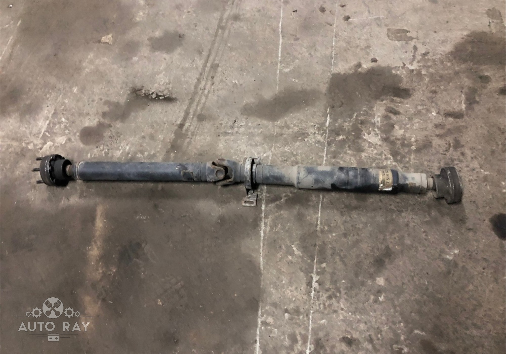 Крестовина переднего кардана кайрон 2. Кардан киров. Кардан межосевой зил 131. Рулевой вал хендэ экус. Кардан киров.