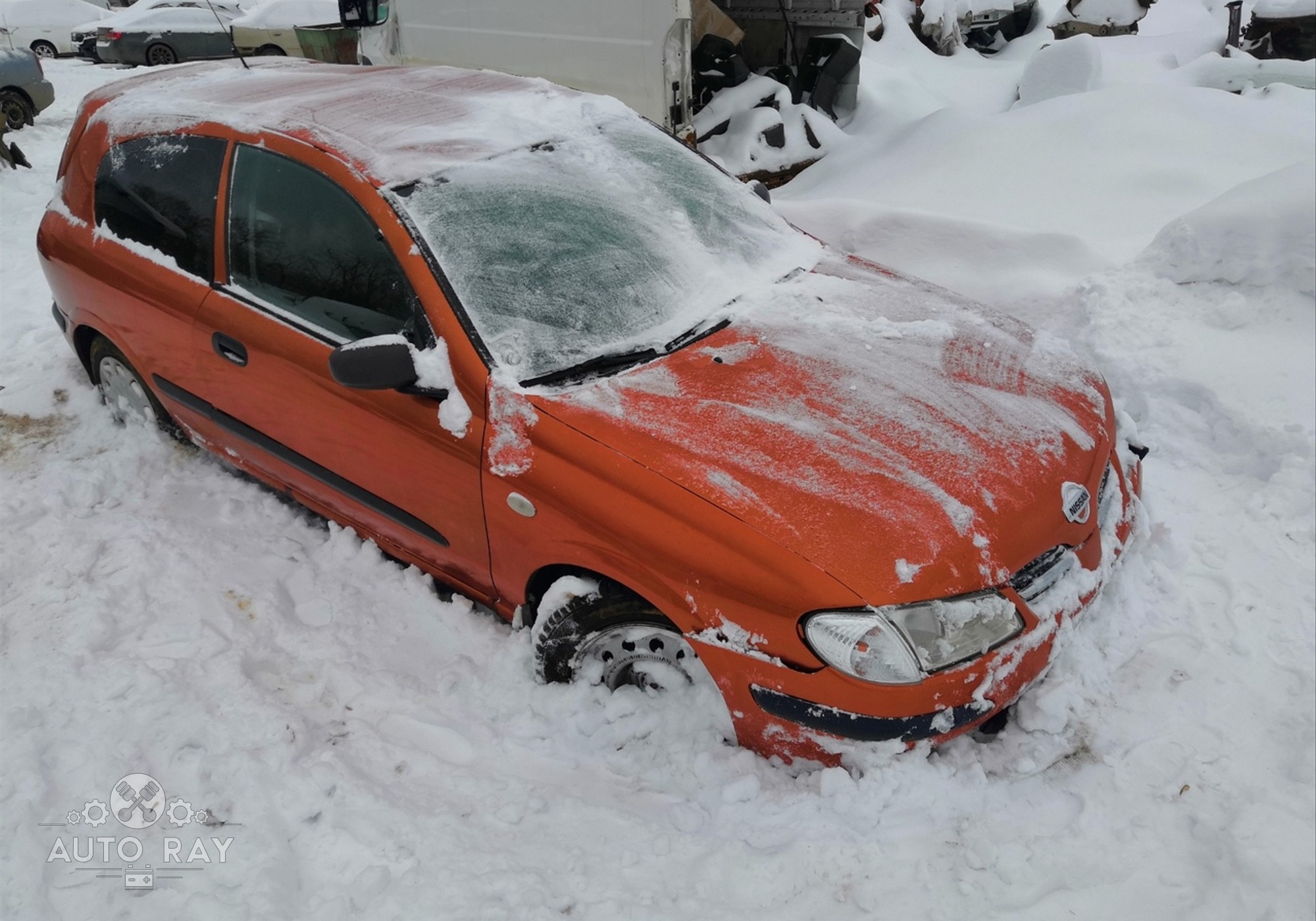 Nissan Almera II 2000 г. в разборе