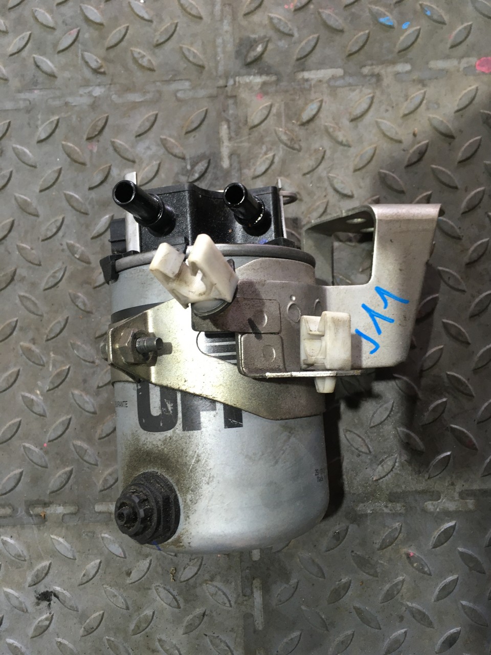 Топливный фильтр / Корпус топливного фильтра Nissan Qashqai J11