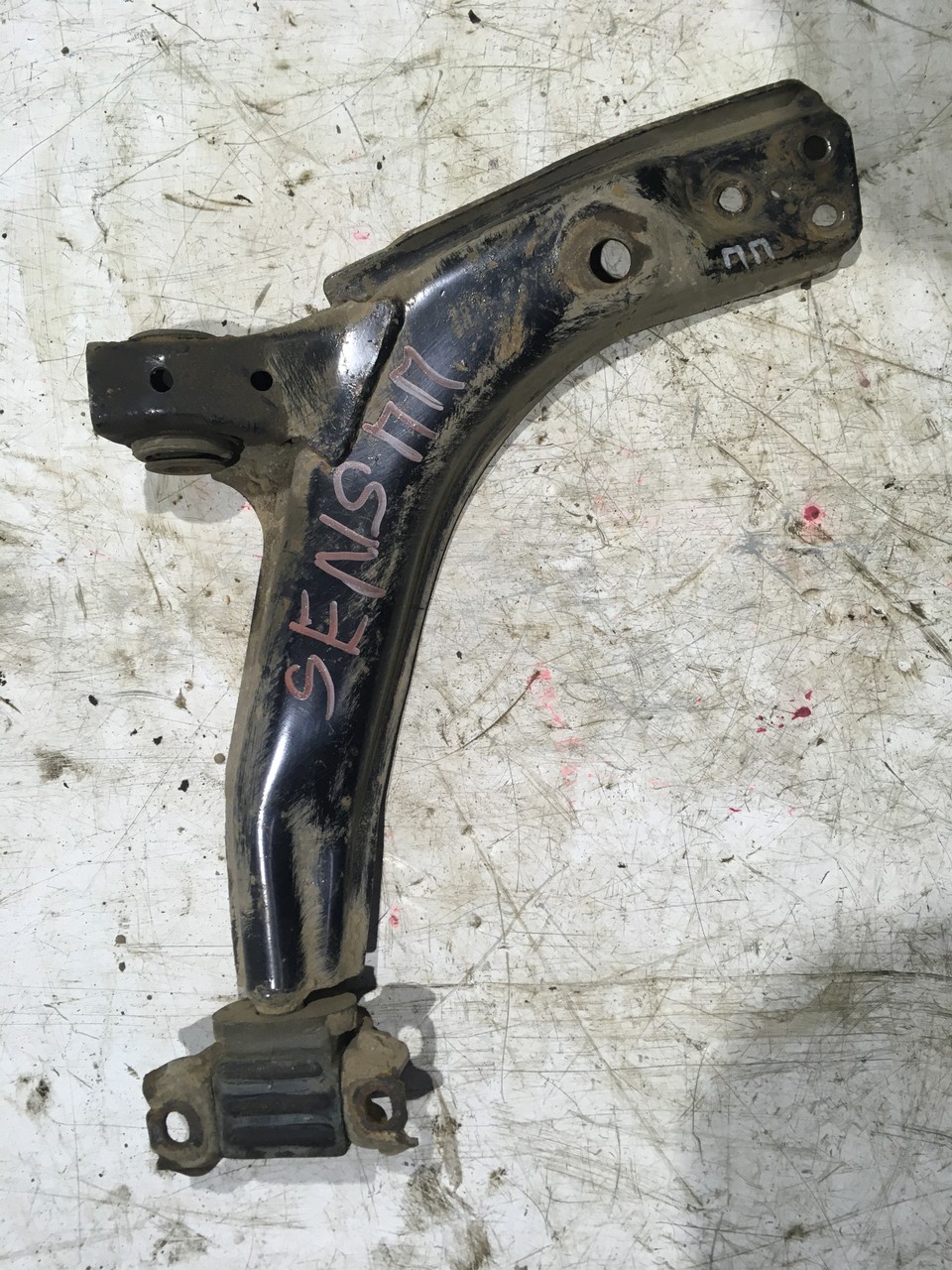 Рычаг передний правый ZAZ Sens