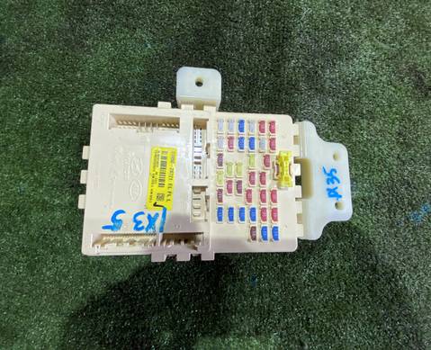 919502S721 Блок предохранителей салонный для Hyundai ix35 (с 2010 по 2015)