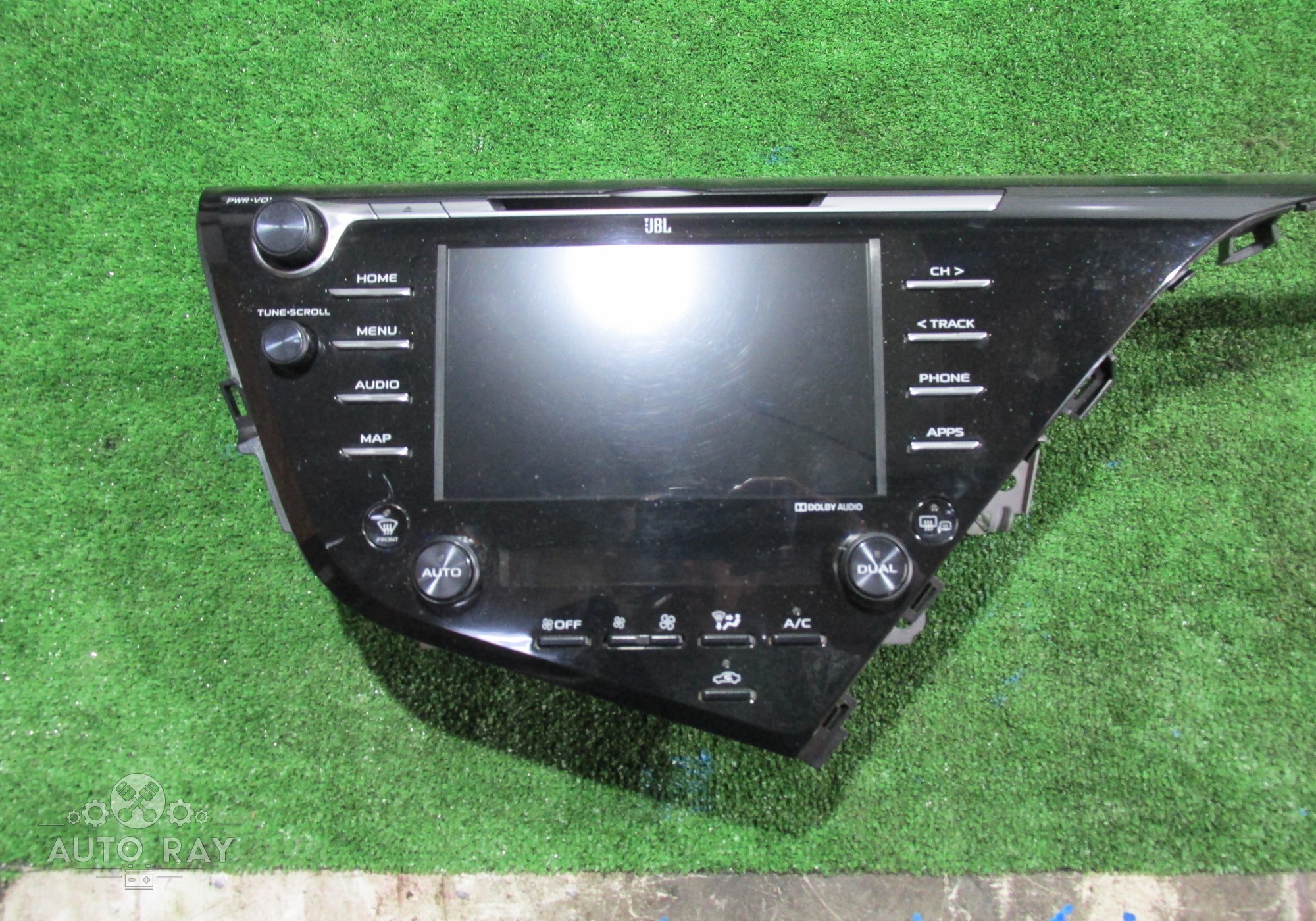 8614033640 Медиацентр / Магнитола для Toyota Camry XV70 (с 2017)