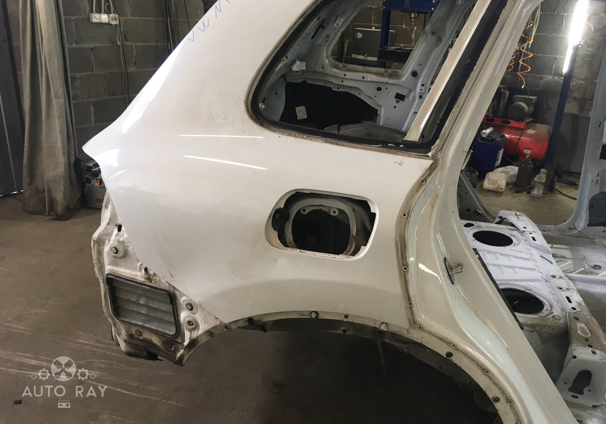 7P6809844B Крыло заднее правое для Volkswagen Touareg II (с 2010 по 2018)