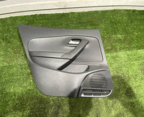 6RU867211C82V Обшивка двери задняя левая для Volkswagen Polo V (с 2009 по 2020)