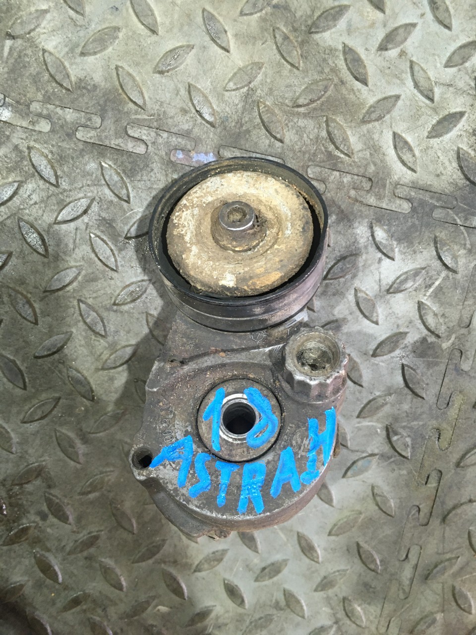 Натяжитель ремня Saab 9-5 II