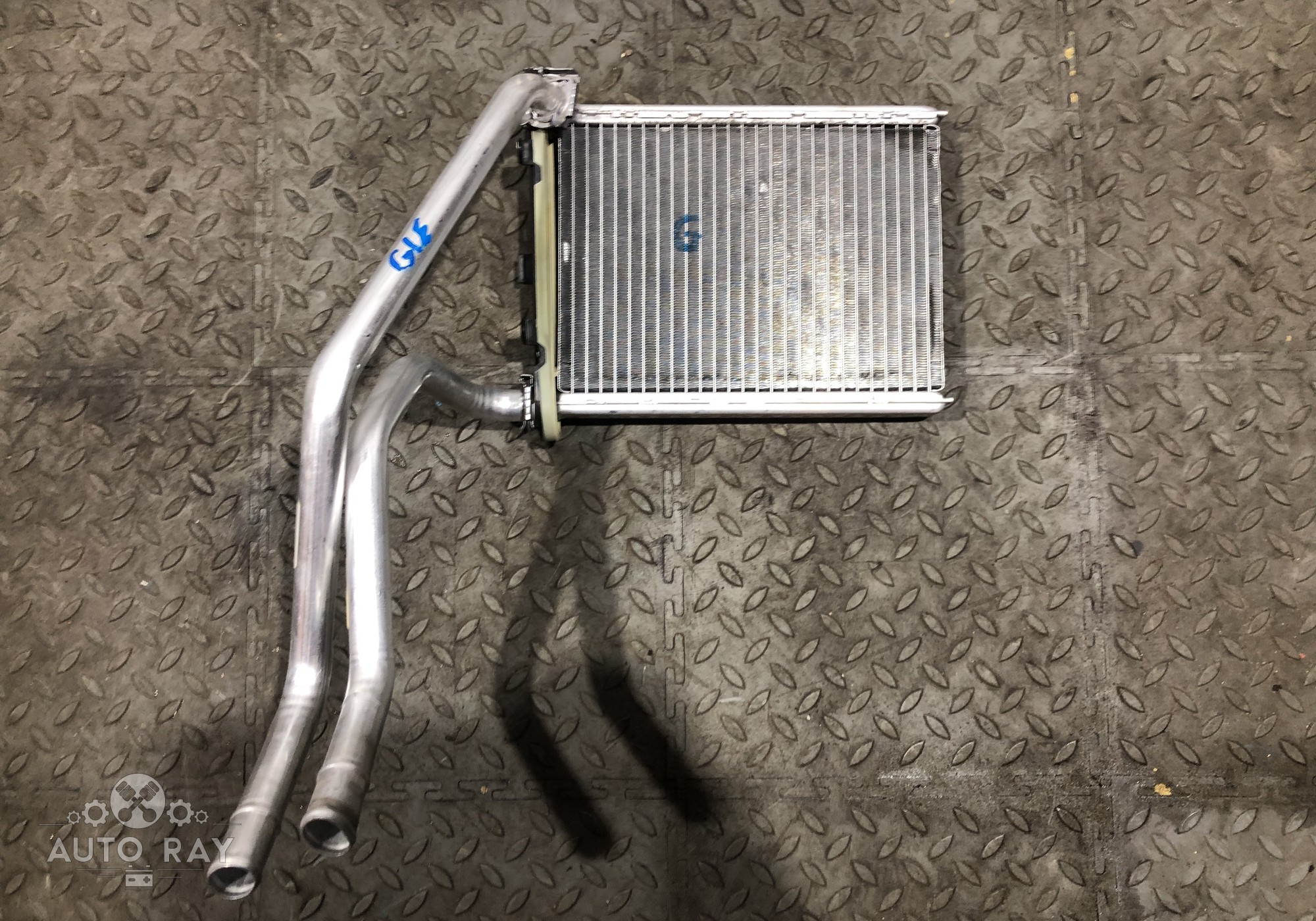 1668300261 Радиатор отопителя для Mercedes-Benz GLE Coupe AMG C292 (с 2015 по 2019)