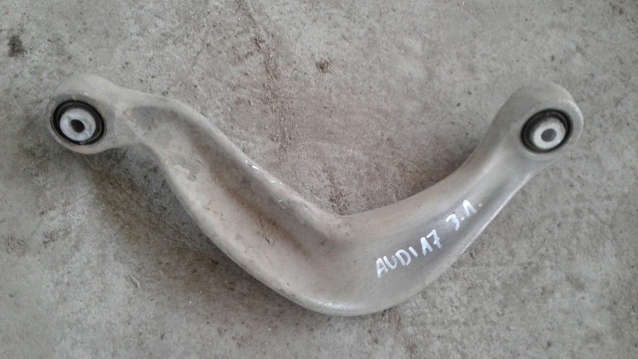 Рычаг задний верхний левый Audi Q5 8R