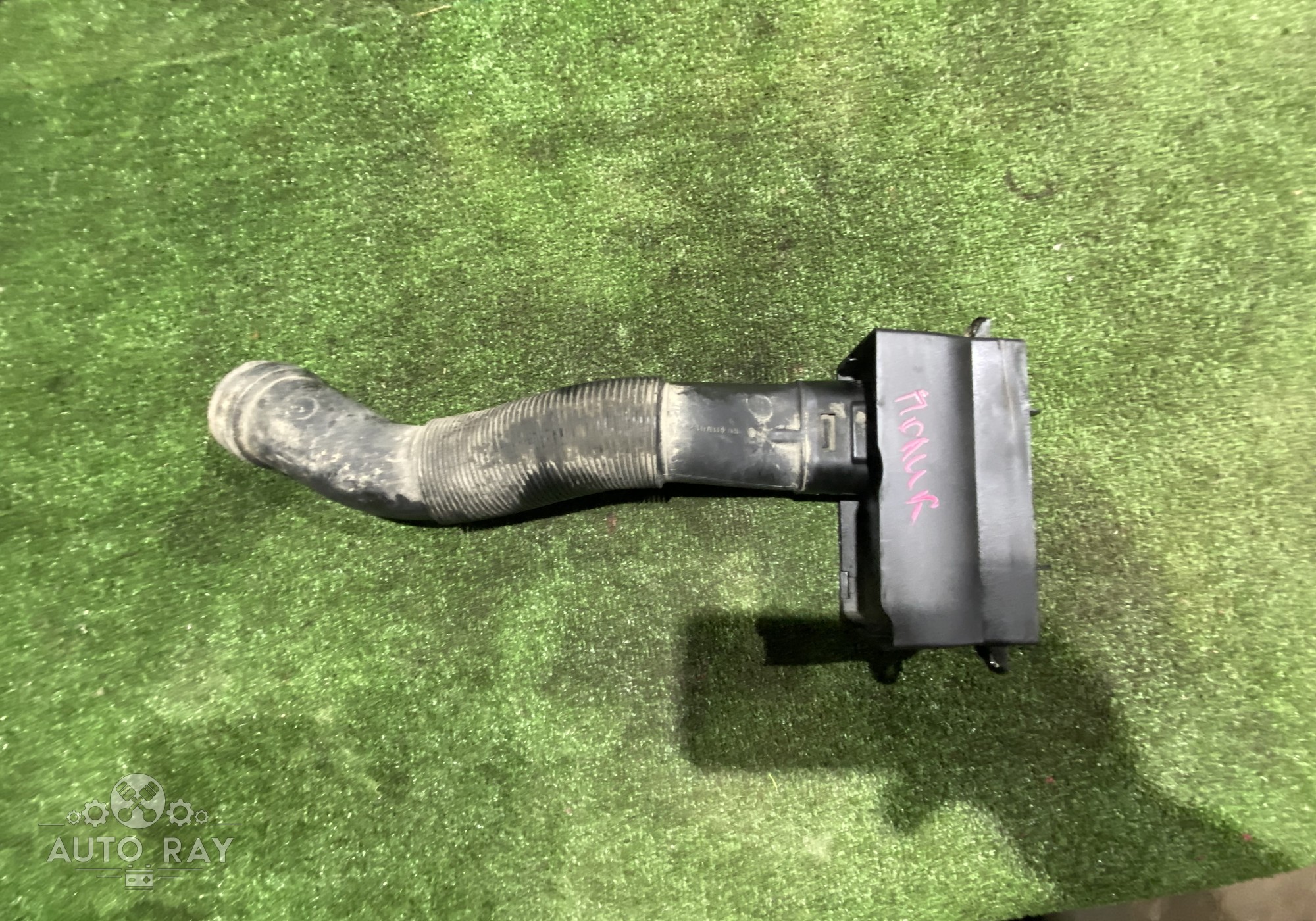 6R0129618B Воздухозаборник для Volkswagen Polo V (с 2009 по 2020)