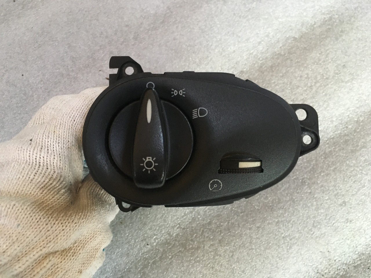 Переключатель света фар Ford Focus USA I