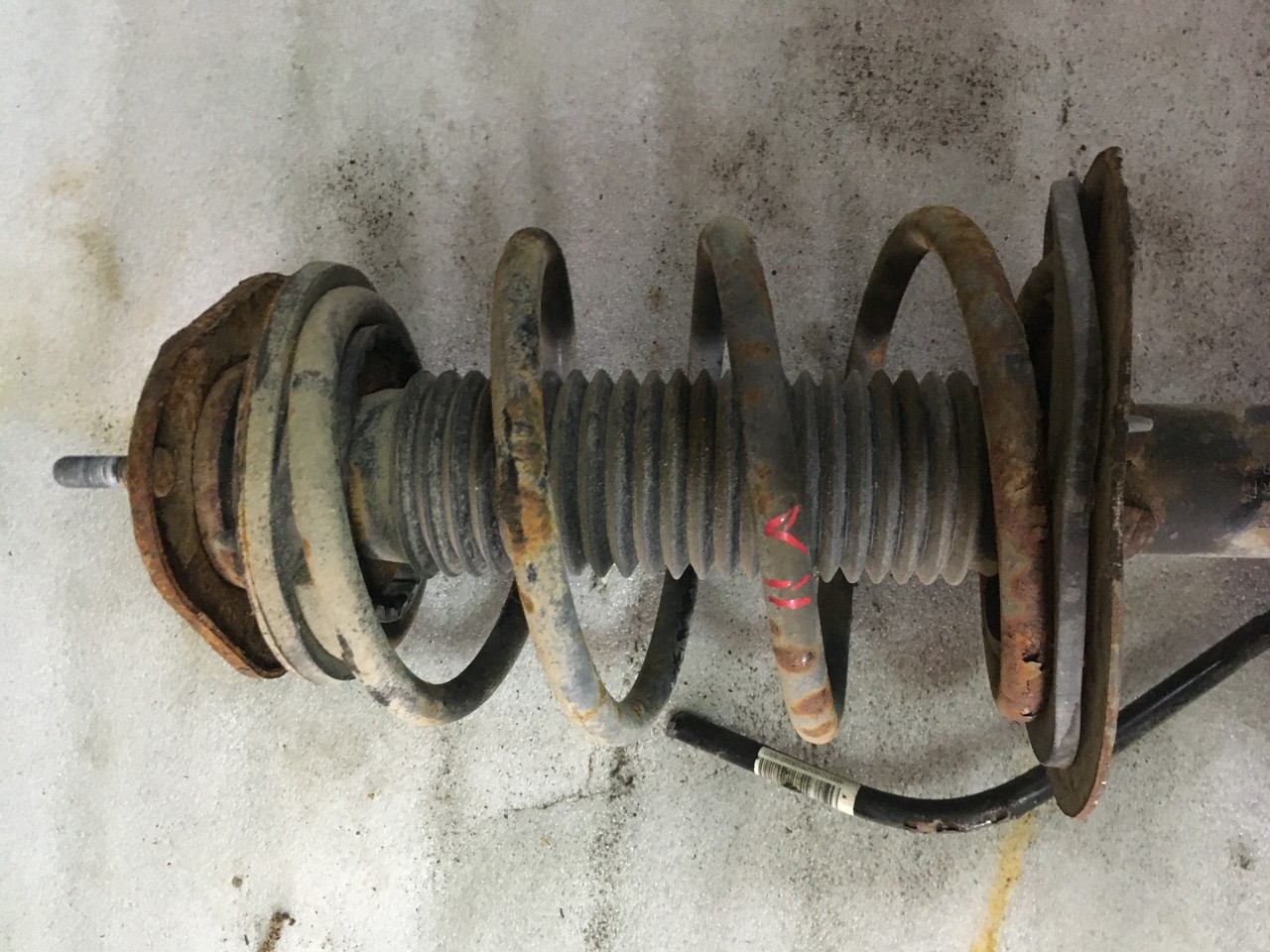 Пружина подвески  передняя Geely Emgrand X7