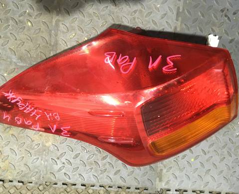 8156142171 Фонарь задний левый наружный для Toyota RAV4 CA40 (с 2012 по 2019)