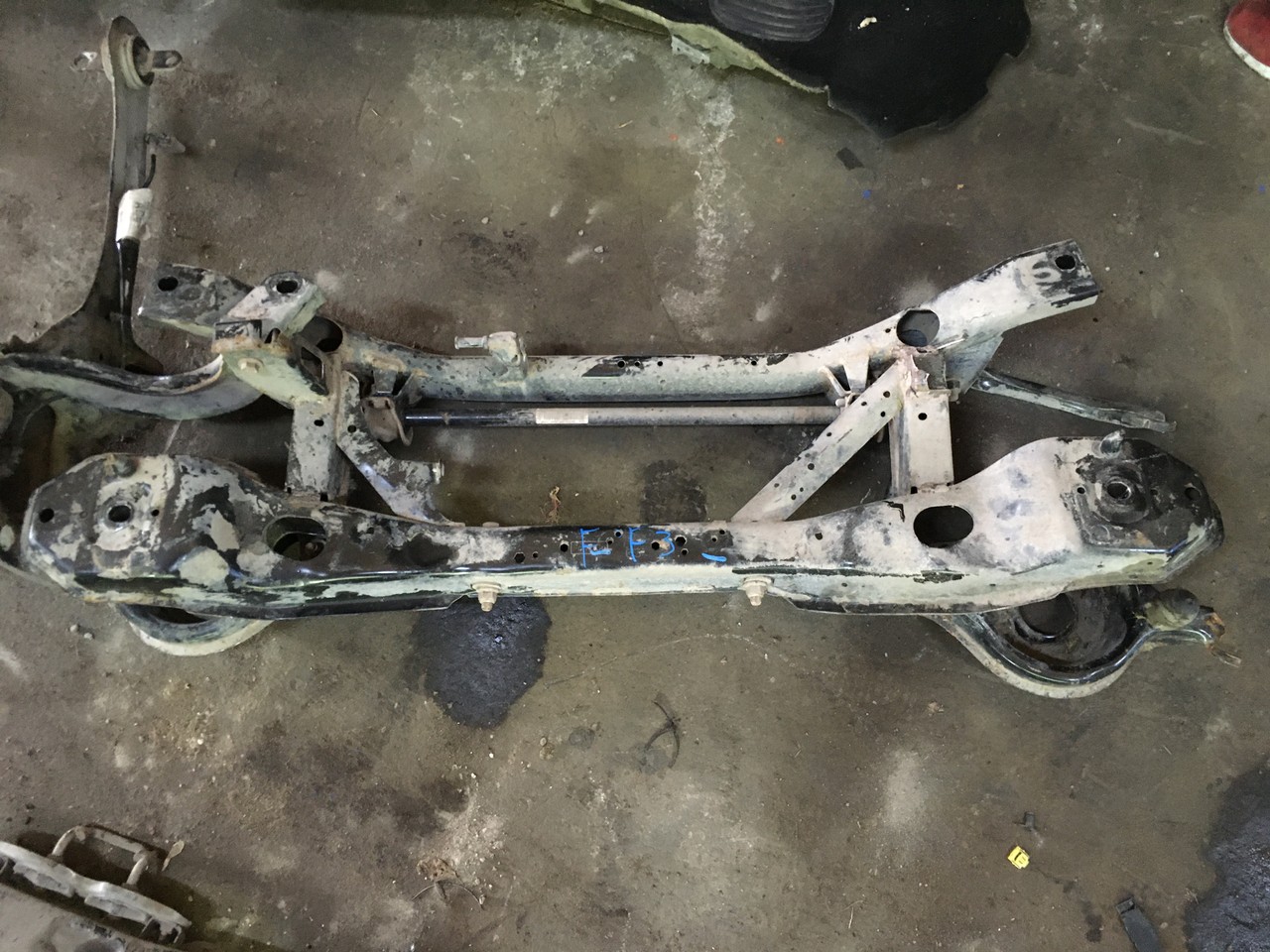 Балка задняя (подрамник) Ford Focus III