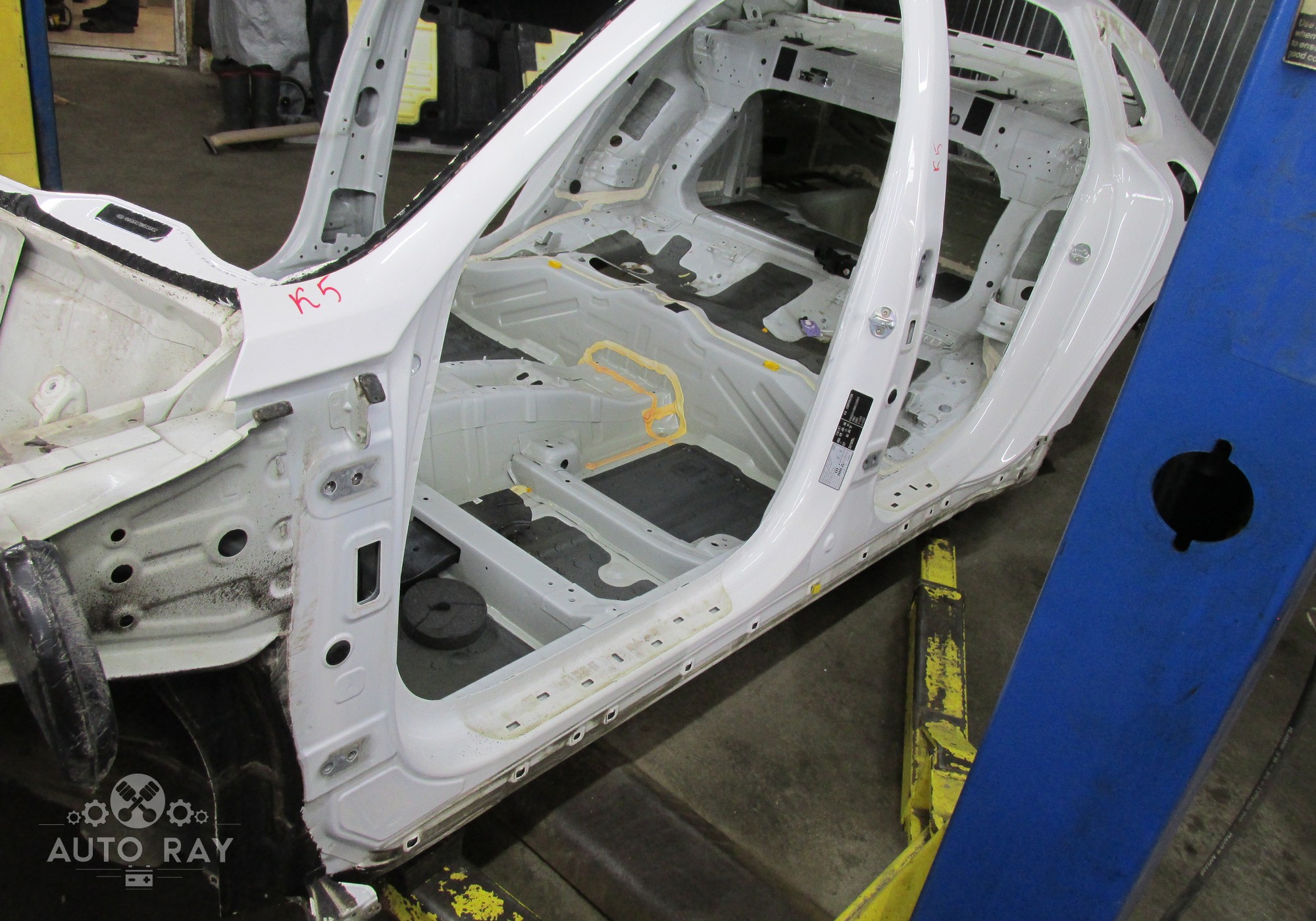 71312L2D00 Порог со стойкой левый для Kia K5 III (с 2020)
