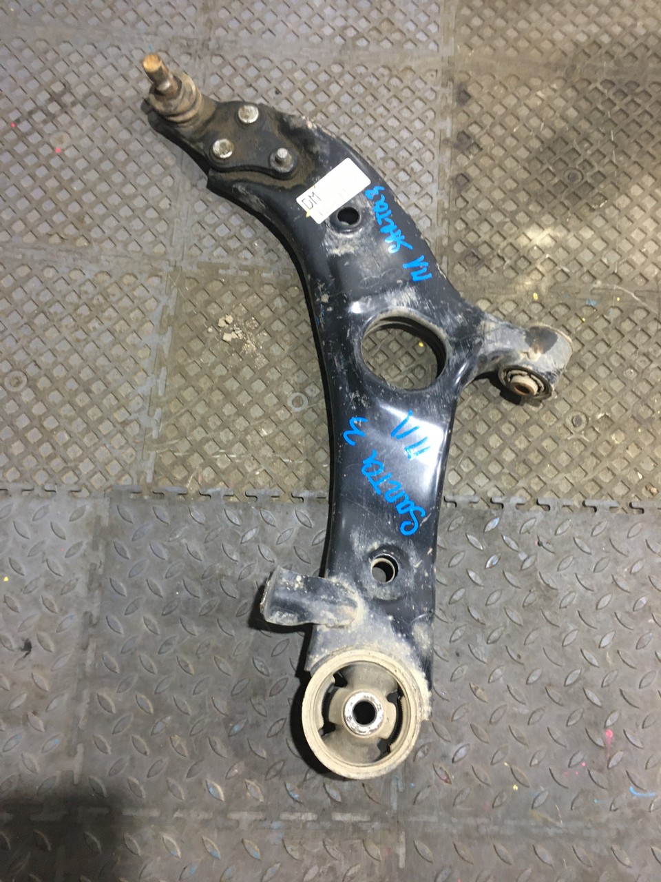 Рычаг передний левый Hyundai Santa Fe III