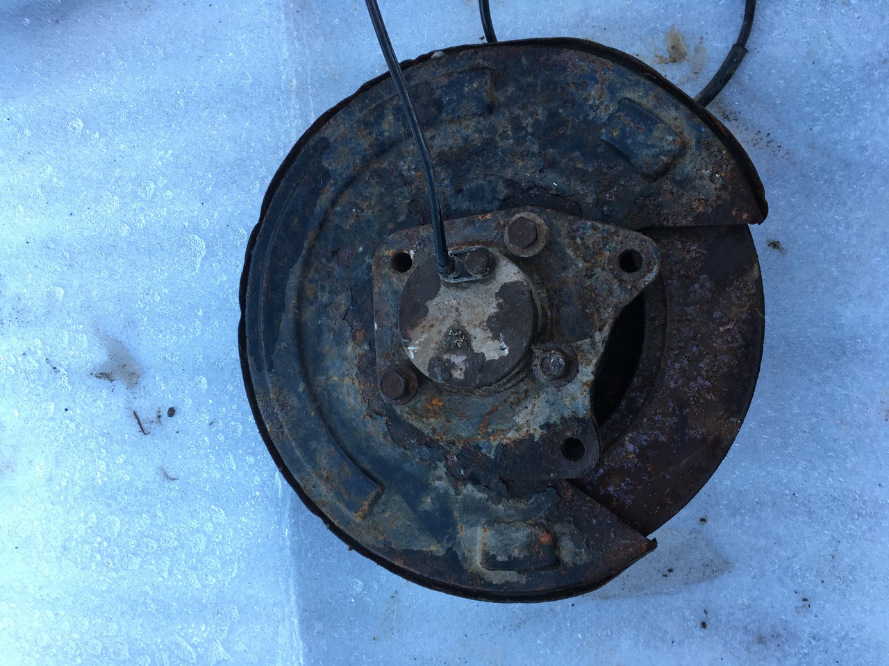 Ступица задняя Geely Emgrand EC7