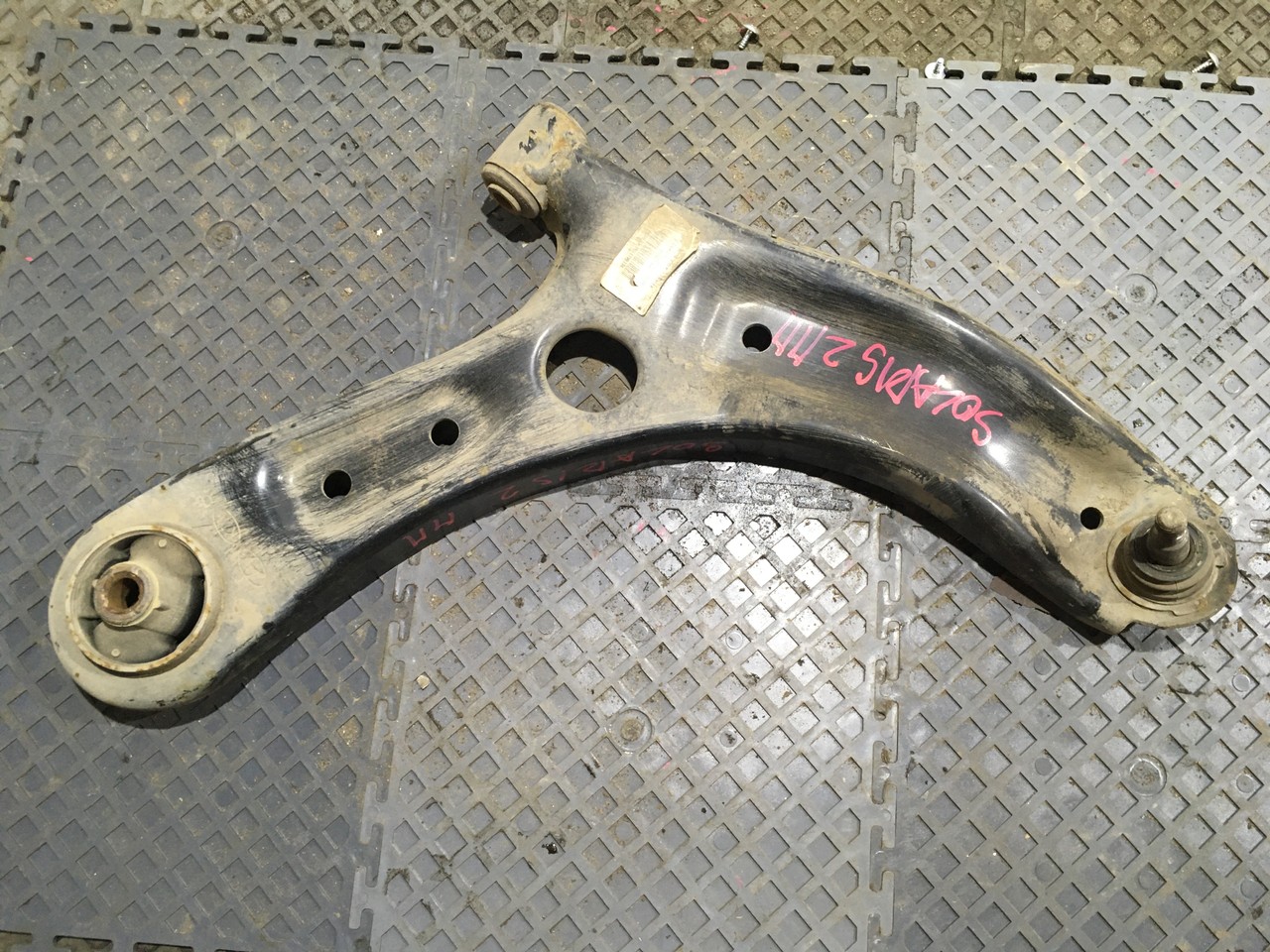 Рычаг передний правый Kia Rio X-Line