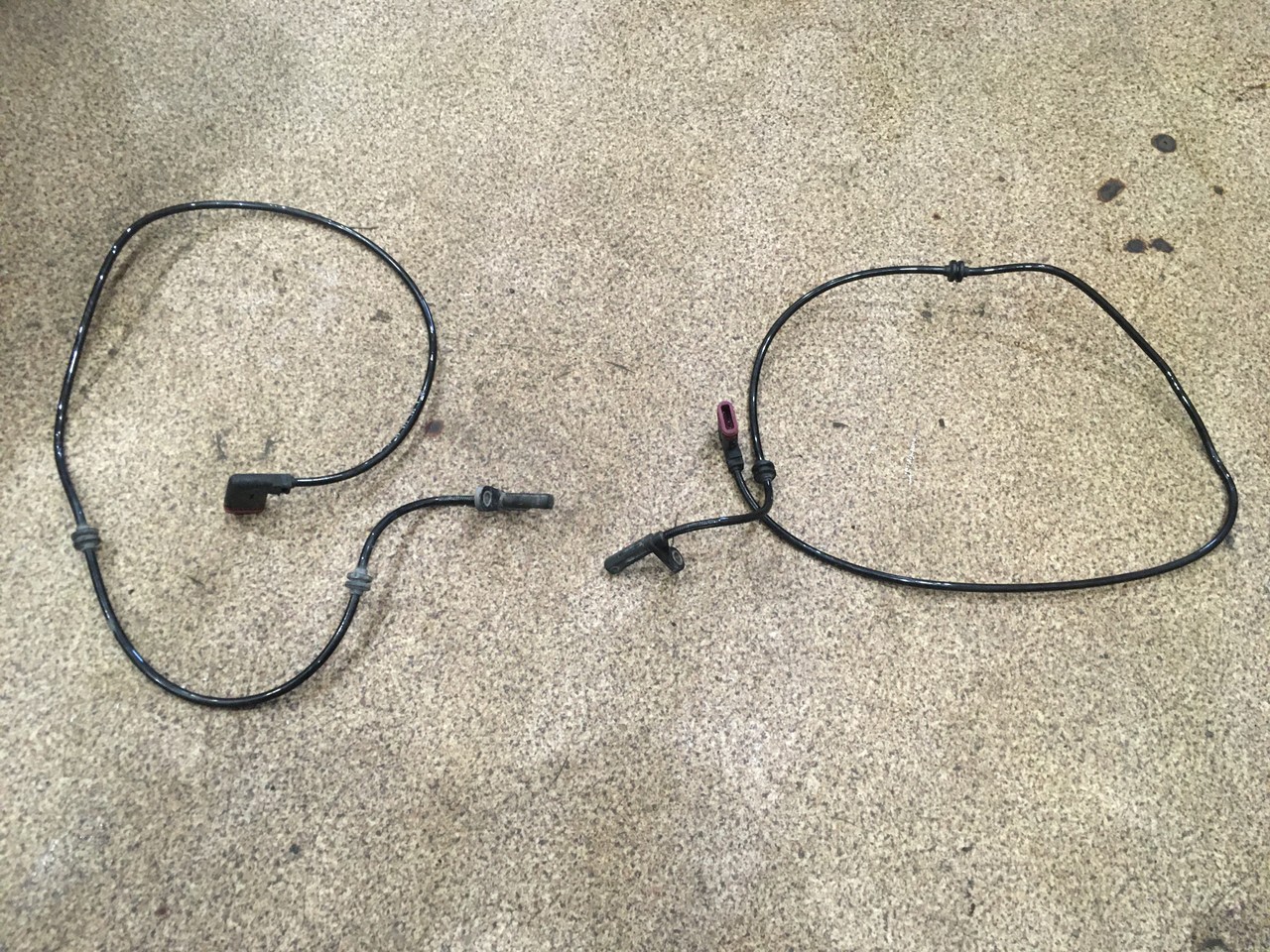 Датчик ABS задний Mercedes-Benz GLK-class X204