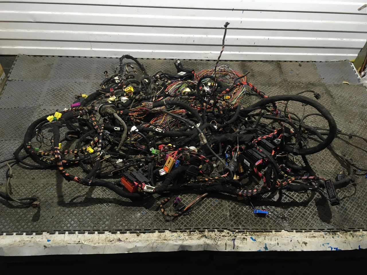 Электропроводка в сборе + блок предохранителей Audi Q5 8R