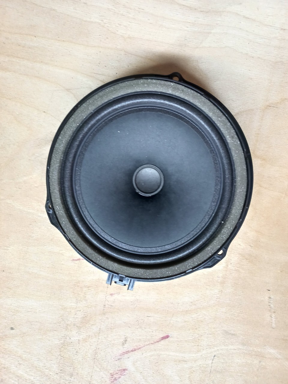 Динамик двери задний левый / правый Land Rover Range Rover Evoque