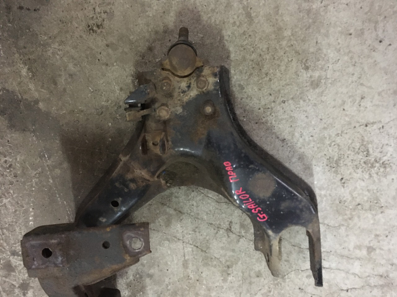 Рычаг подвески передний правый нижний Great Wall Sailor