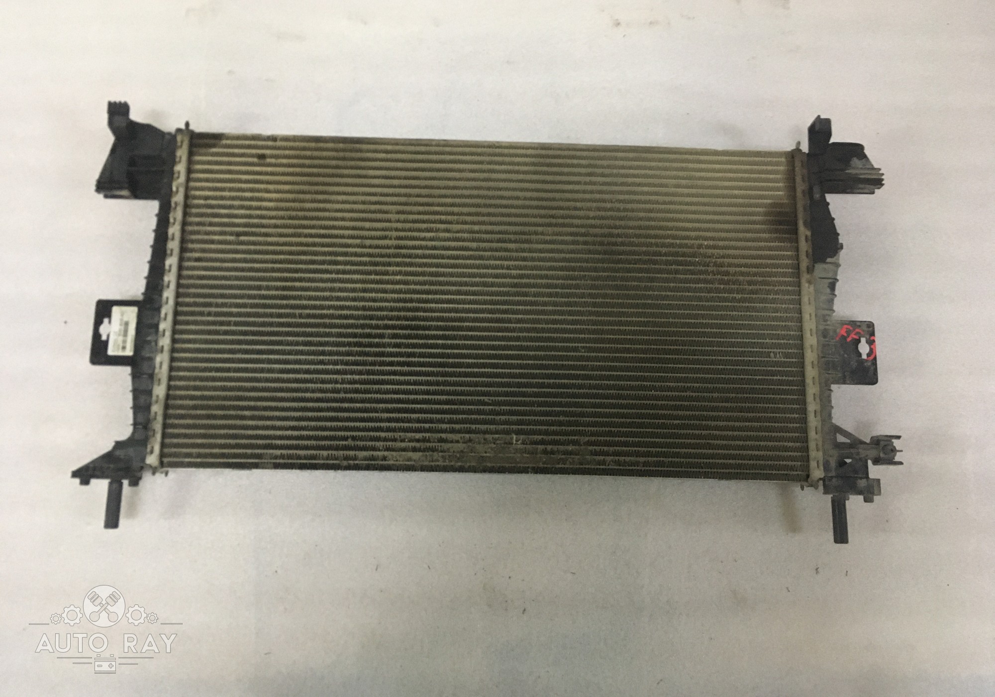 BV618005AD Радиатор системы охлаждения для Ford Focus III (с 2011 по 2019)