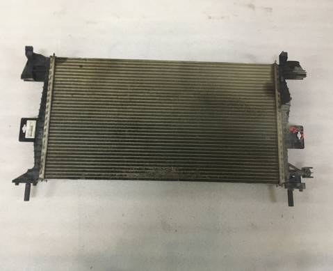 BV618005AD Радиатор системы охлаждения для Ford Focus III (с 2011 по 2019)