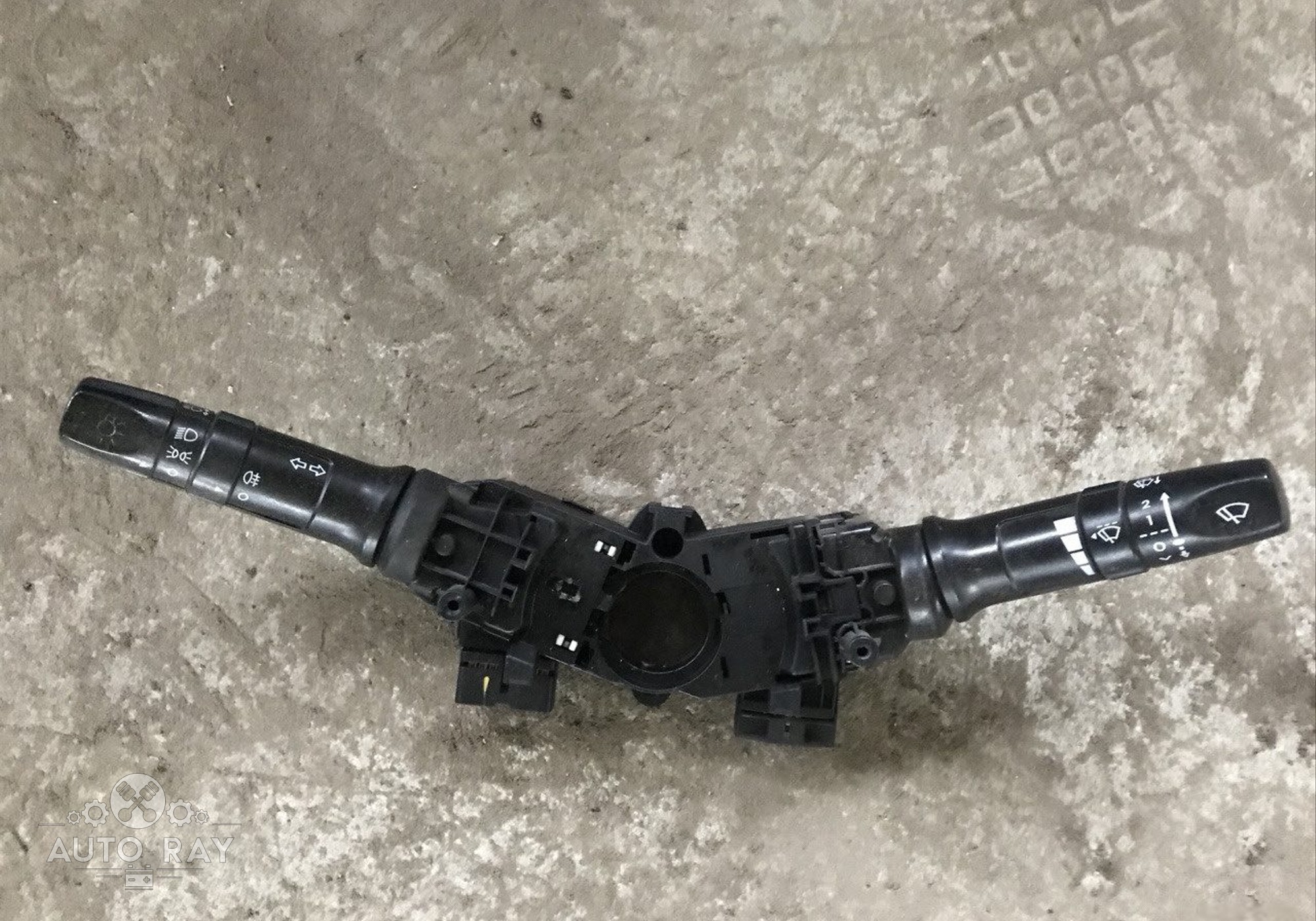 переключатель света hyundai solaris 2015. переключатель стеклоочистителя на солярис 2013г. солярис 2017 подрулевые переключатели. подрулевой переключатель solaris 93420. 934101r011.