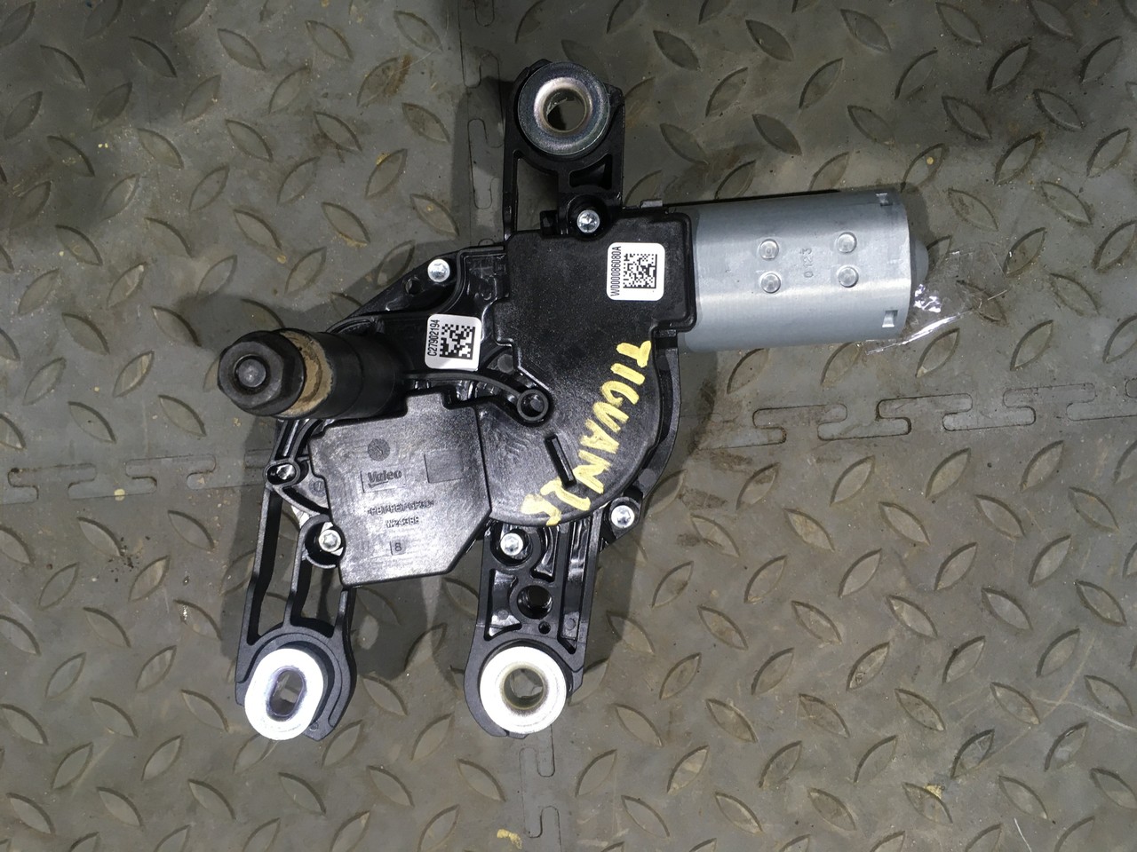 Моторчик стеклоочистителя задний Volkswagen Tiguan II