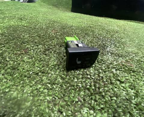 6R0963564B Кнопка обогрева сидений правая для Volkswagen Polo V (с 2009 по 2020)