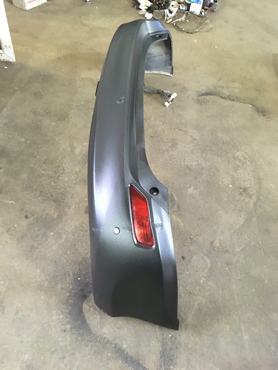 Бампер задний в сборе Toyota RAV4 CA40