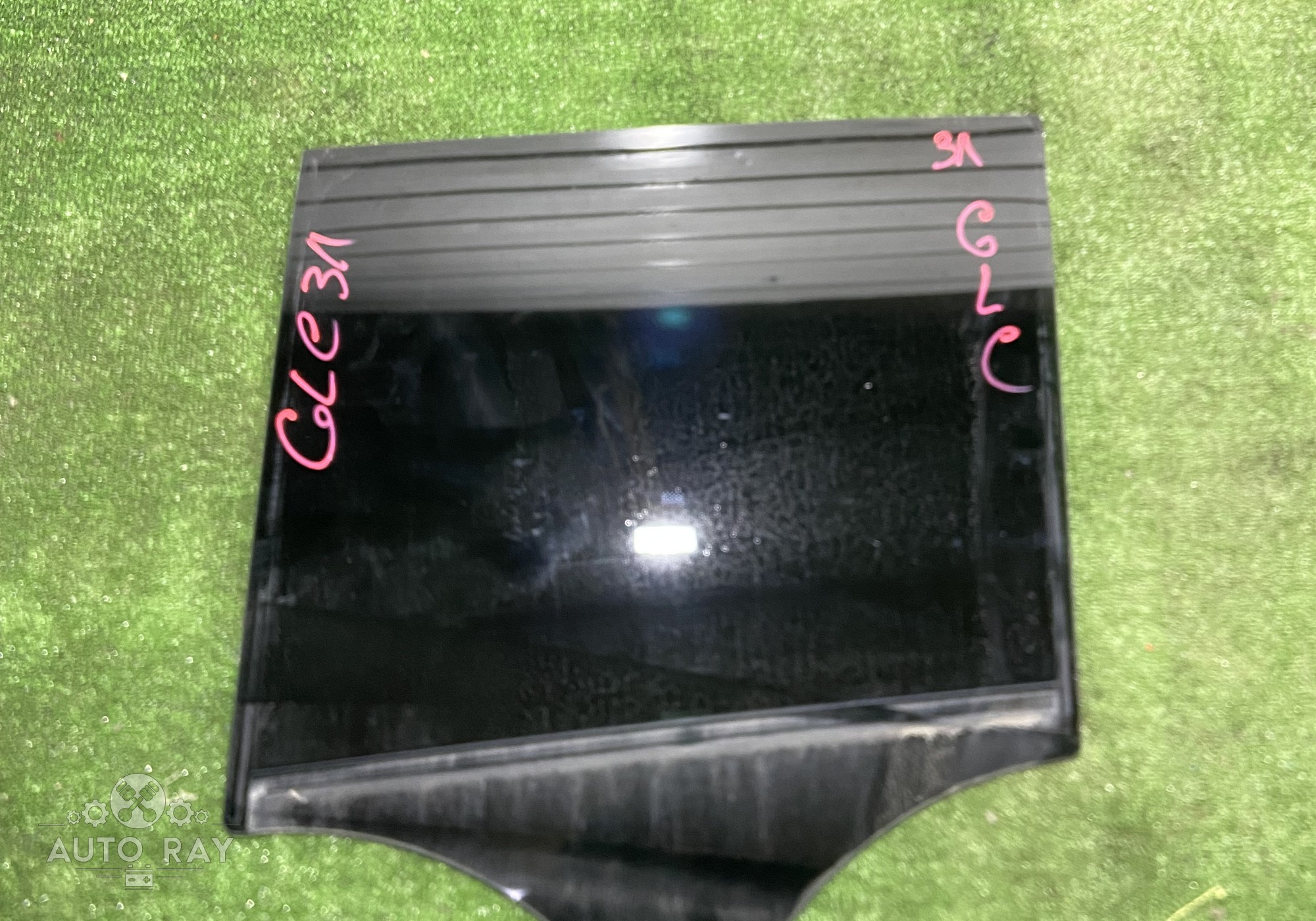 A1667351910 Стекло двери заднее левое для Mercedes-Benz GLE W166 (с 2015 по 2018)