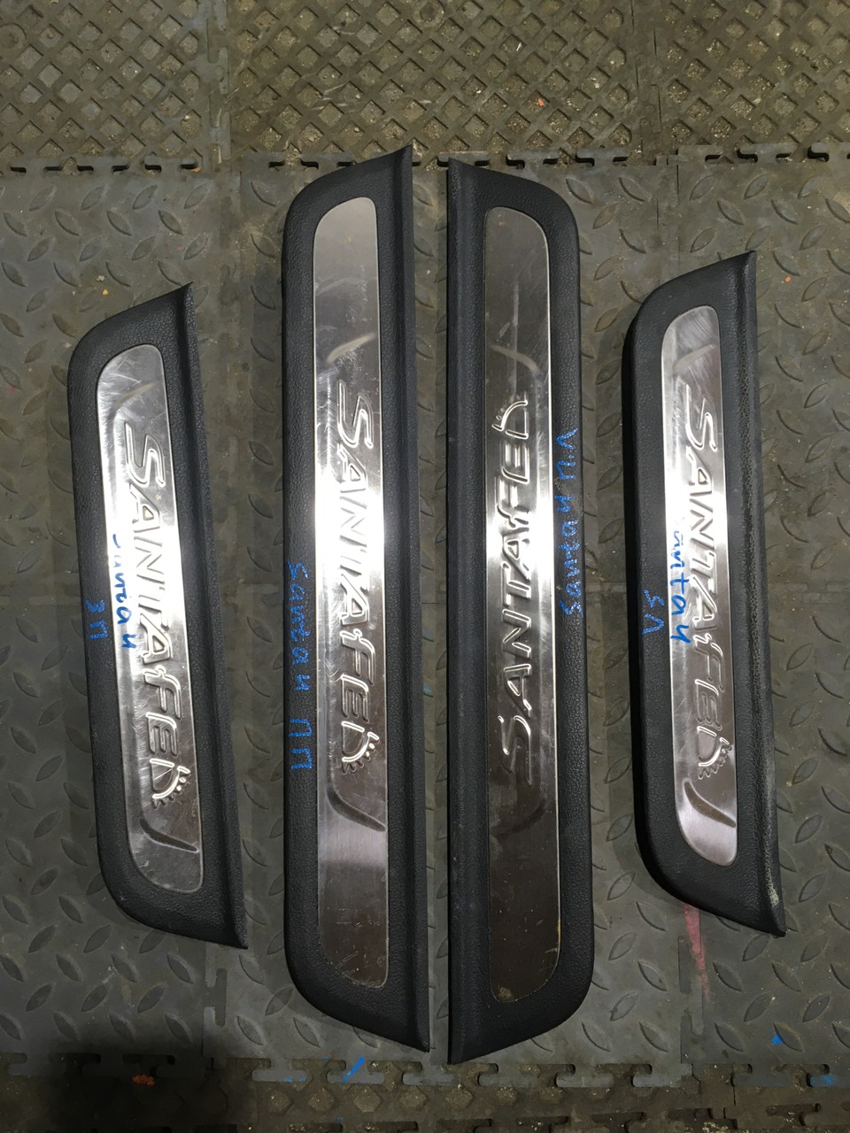 Накладка на порог Hyundai Santa Fe IV