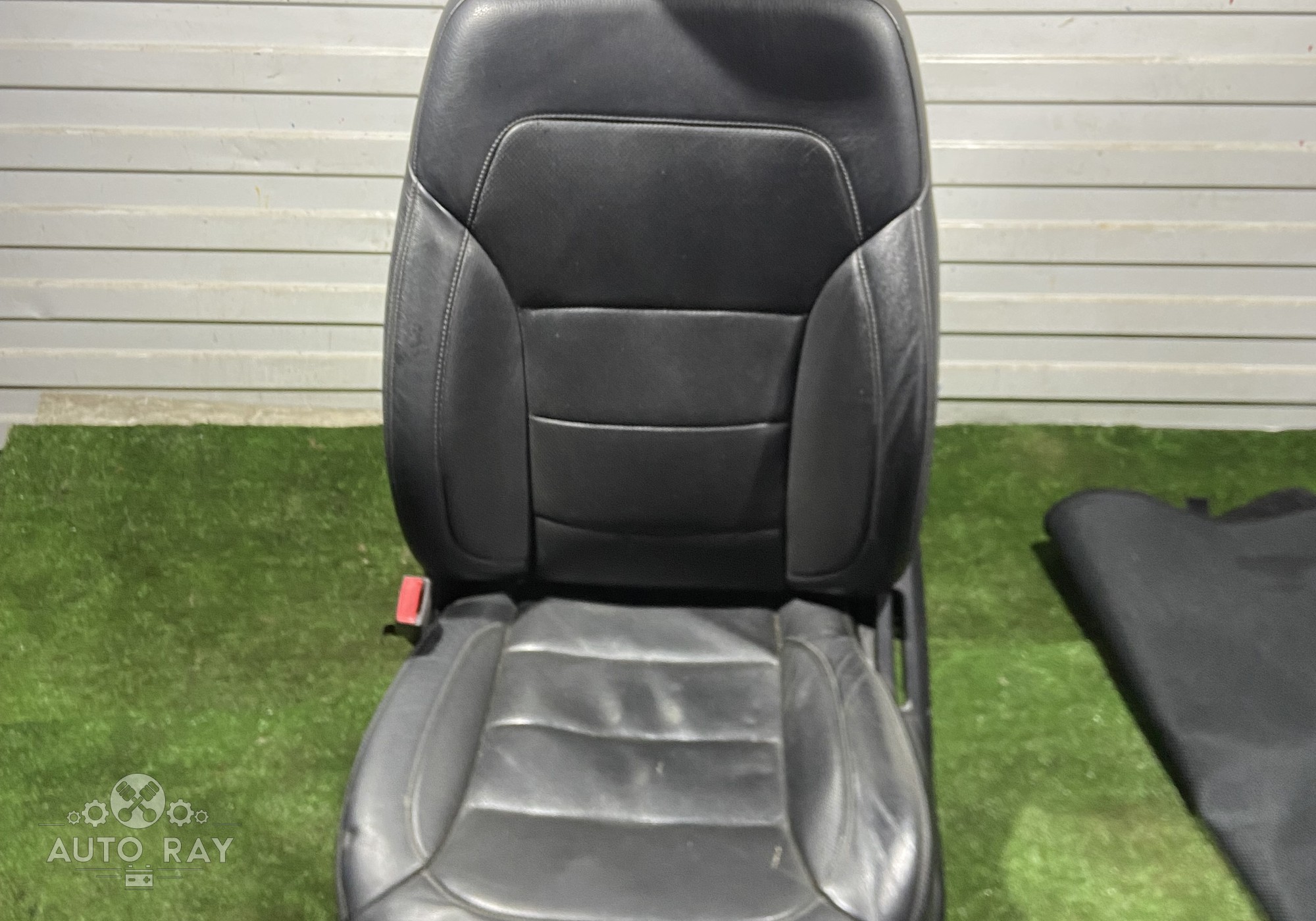 Сиденье переднее левое для Mercedes-Benz GLE W166 (с 2015 по 2018)