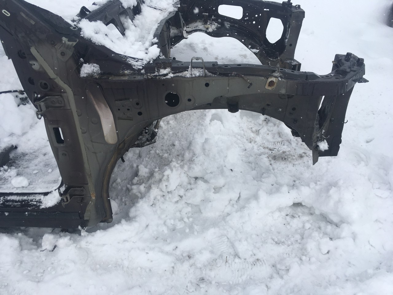 Лонжерон правый Infiniti QX56 II