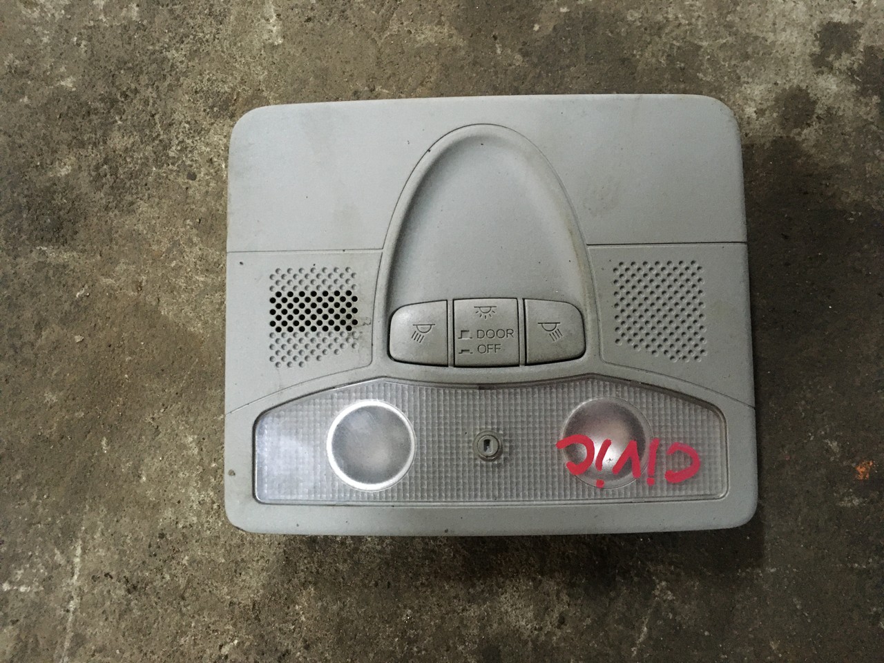 Плафон внутреннего освещения Honda Civic VIII