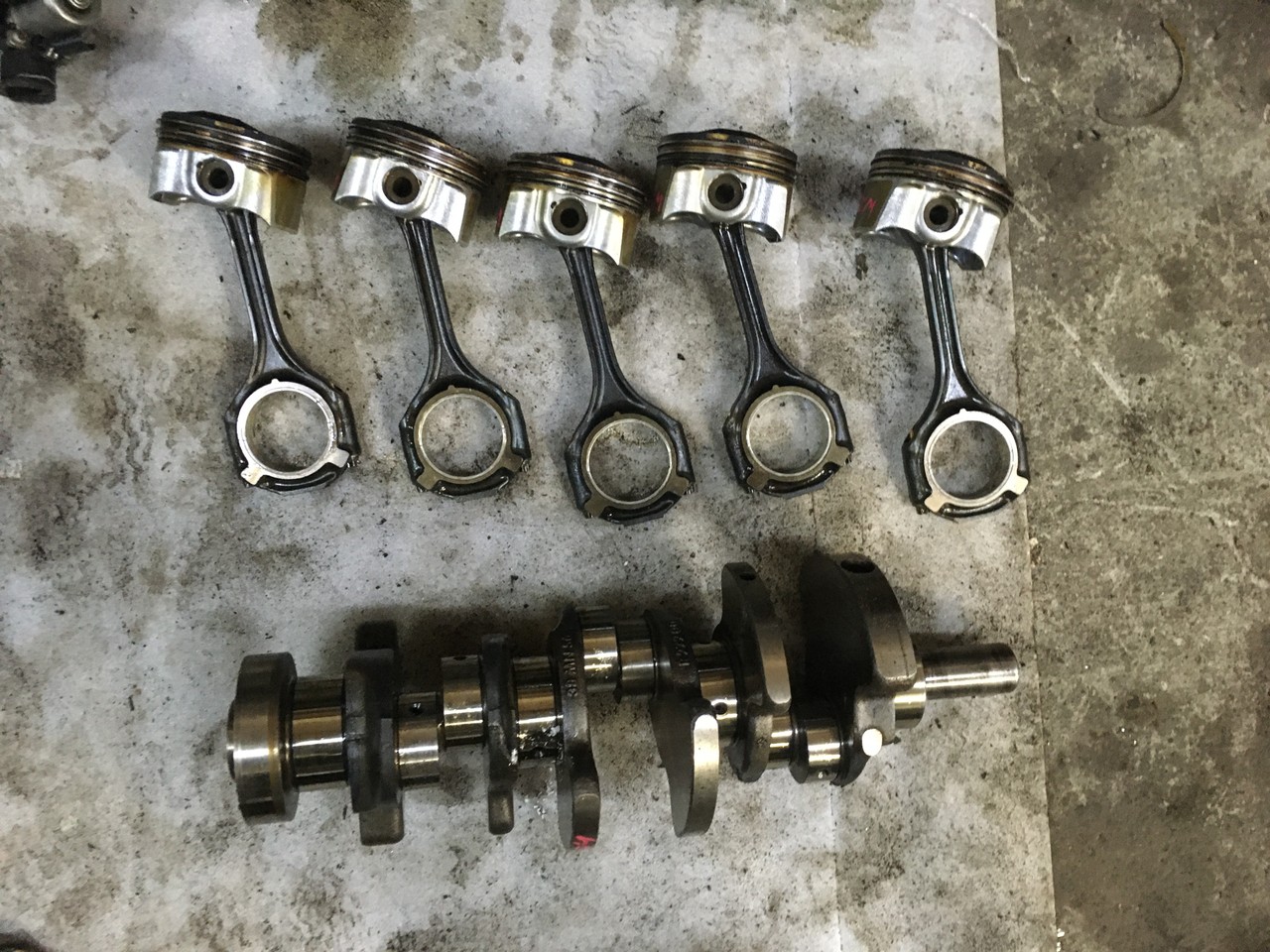 Коленвал + шатун с поршнем Mercedes-Benz C-class W204