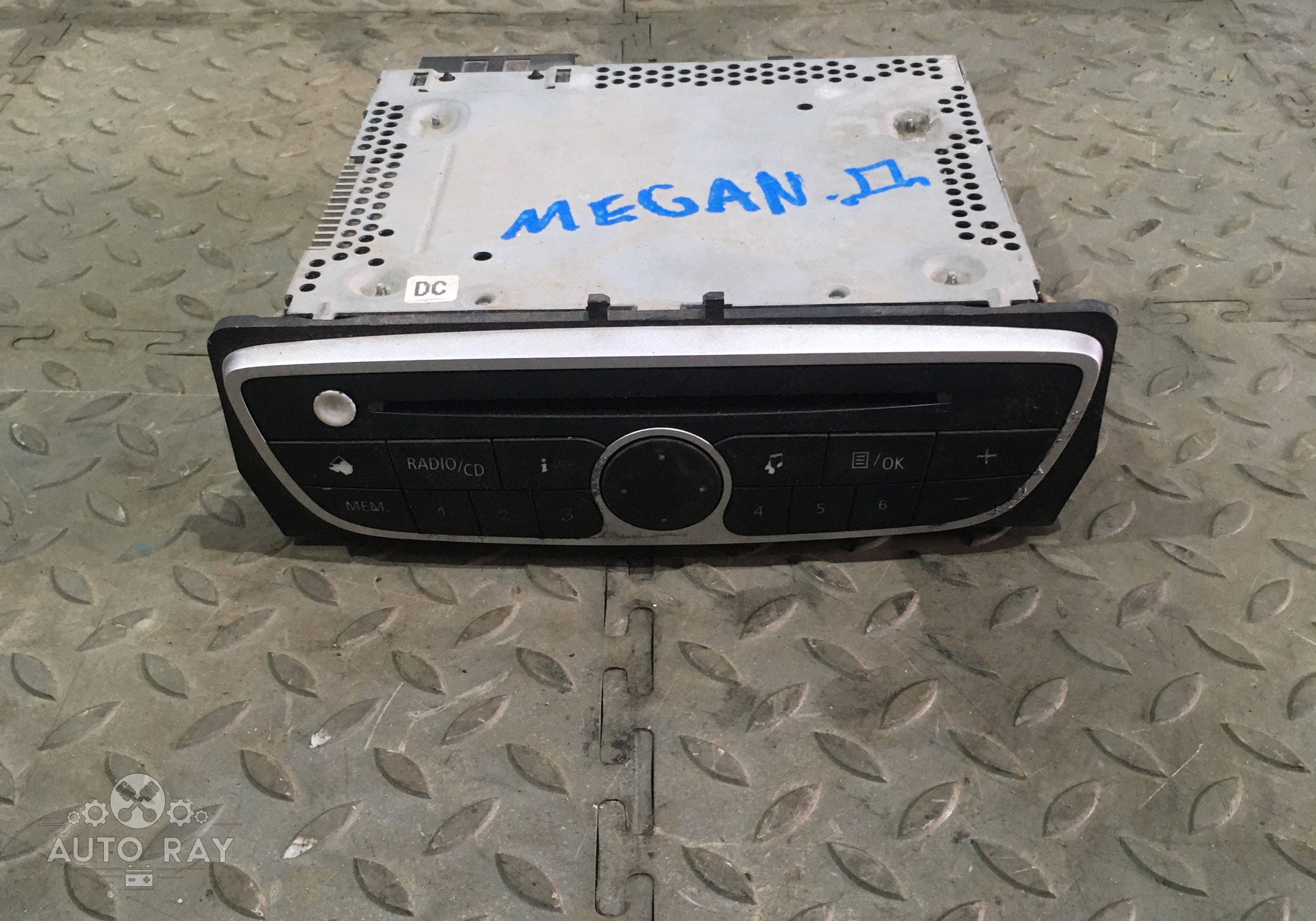 281150020R Медиацентр / Магнитола для Renault Megane III (с 2008 по 2016)
