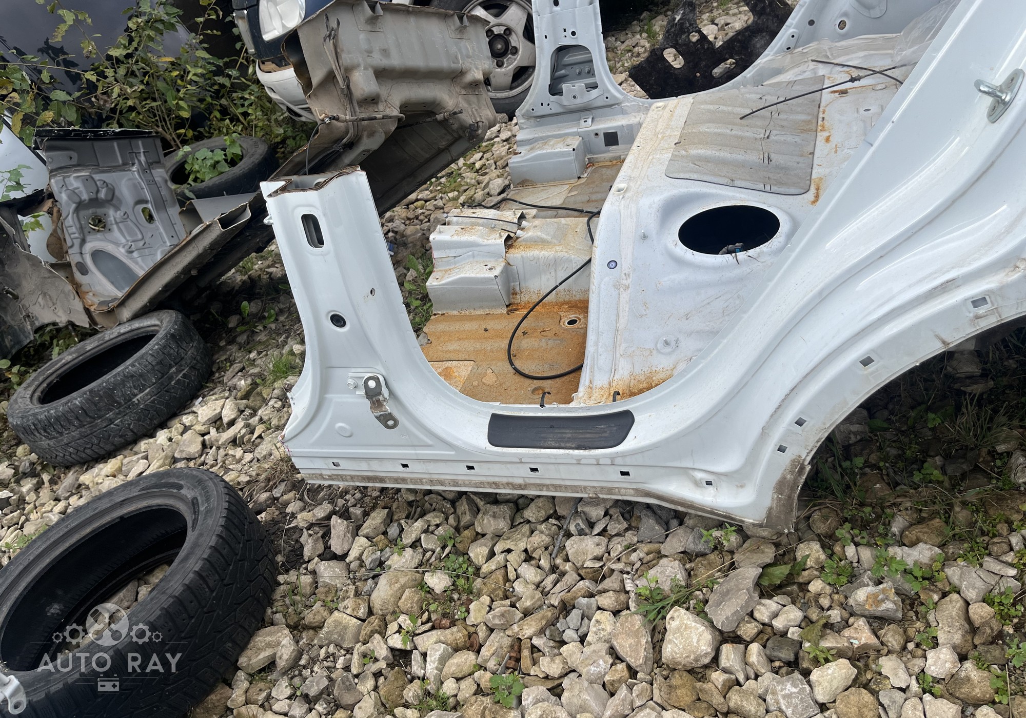 71312M0D00 Порог со стойкой левый для Hyundai Creta I (с 2016 по 2021)