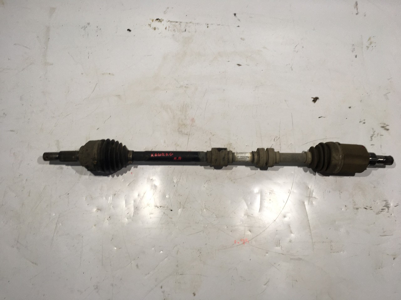 Полуось (привод) правый Nissan Qashqai J10