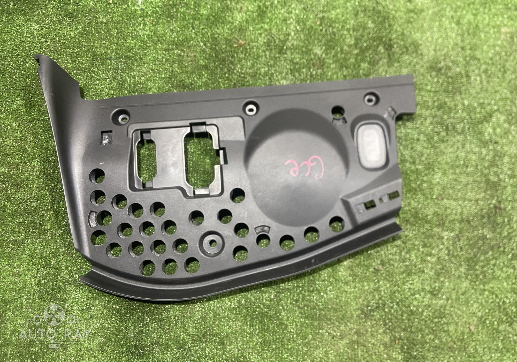 A1666800507 Накладка под торпедо