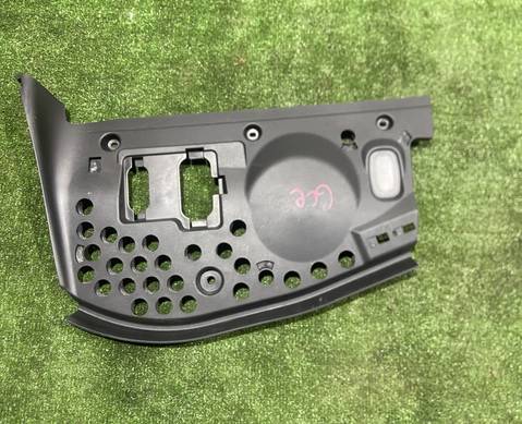 A1666800507 Накладка под торпедо для Mercedes-Benz M-class