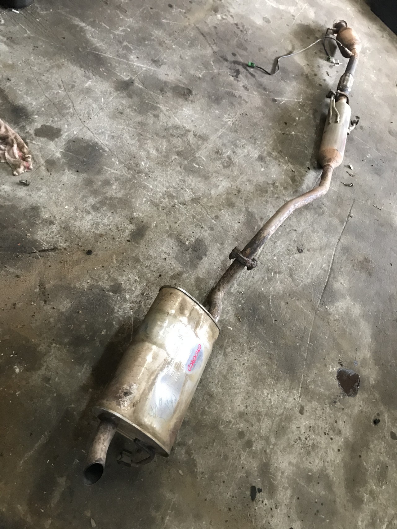 Глушитель !!! Geely Emgrand EC7