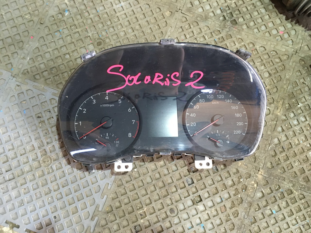 Панель приборов Hyundai Solaris II