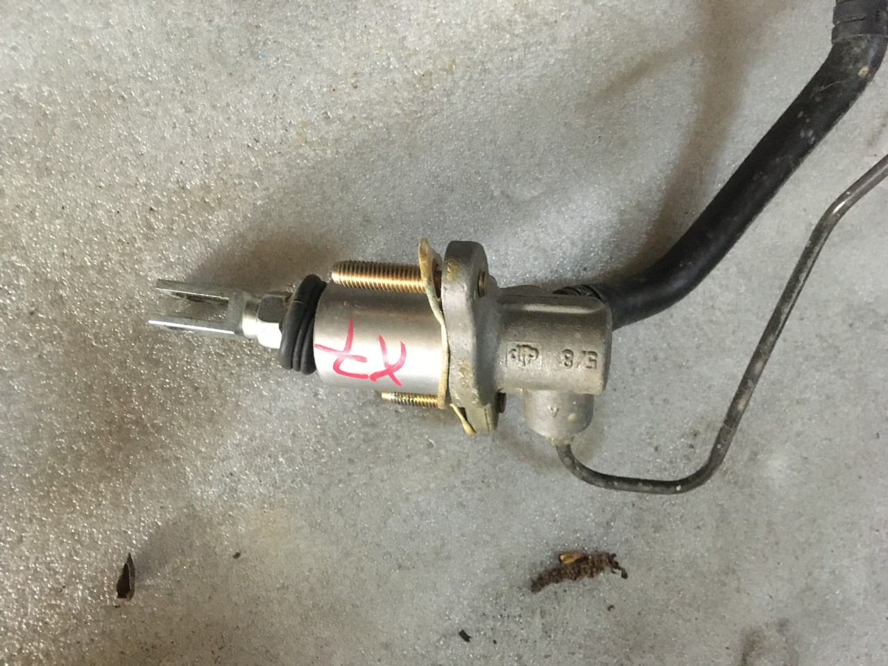 Цилиндр сцепления главный Geely Emgrand X7