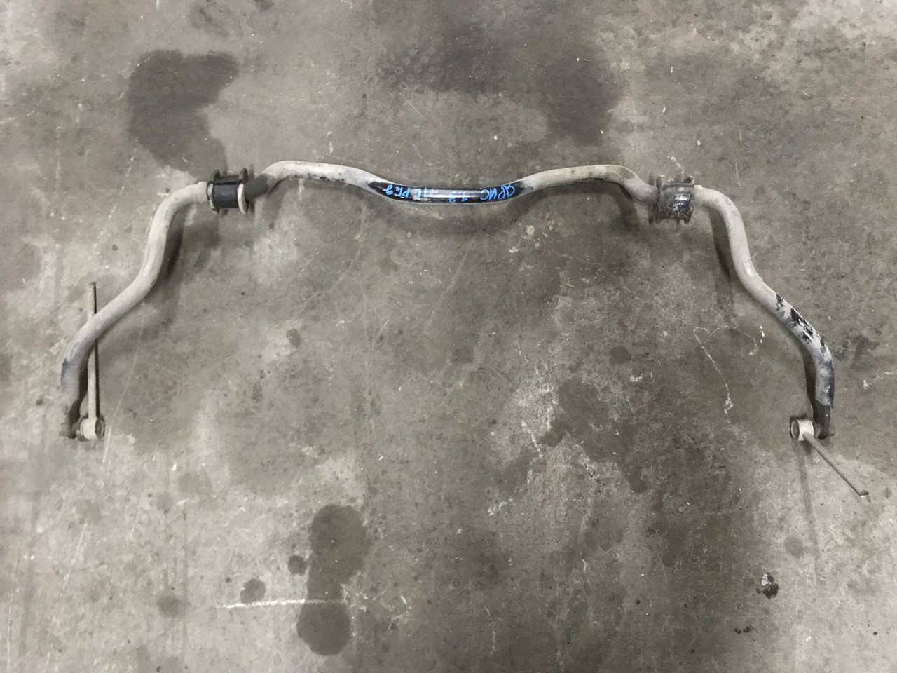 Стабилизатор передний Toyota Yaris II